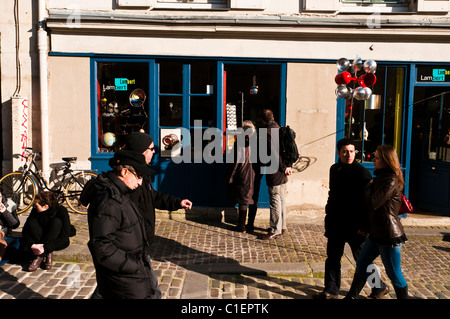 Temps de printemps à Paris, Le Marais, France. Banque D'Images