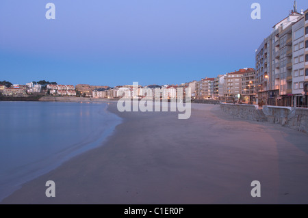 La plage de Silgar à l'aube. Sanxenxo, Pontevedra, Galice, Espagne Banque D'Images