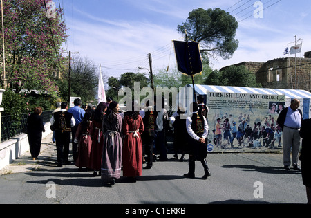 Chypre, Nicosie, émeute contre la partie occupée de Chypre à l'unique point de départ de la ligne verte en face de l'hôtel Ledra Palace (ONU) Banque D'Images