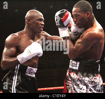 Chad Dawson conserve sa lumière heavyweigh IBF/IBO titre vaincre le Magic Man Antonio Tarver dans une décision unanime Las Banque D'Images