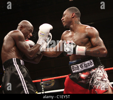 Chad Dawson conserve sa lumière heavyweigh IBF/IBO titre vaincre le Magic Man Antonio Tarver dans une décision unanime Las Banque D'Images