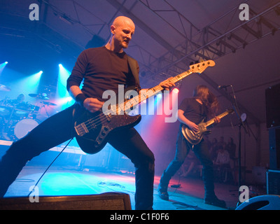 Les membres du Crépuscule des Dieux Band effectuer sur le concert à Budapest, Hongrie, 2010. Banque D'Images