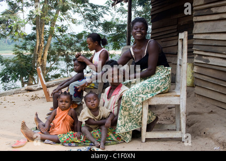 Coiffure africaine,Betou, République du Congo, Oubangui Banque D'Images