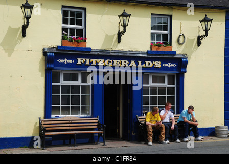 Fitzgerald's pub à Avoca, comté de Wicklow, Irlande (utilisé pour la série TV de la BBC "Ballykissangel"). Banque D'Images