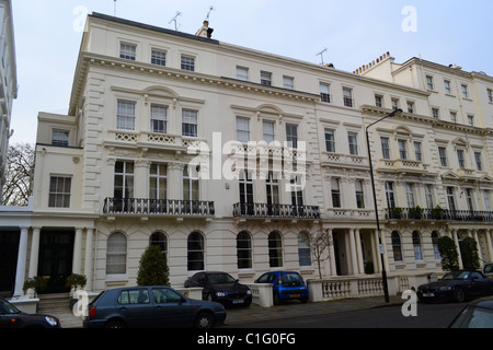 Maisons en stuc élégant dans le quartier de Notting Hill, Londres, Royaume-Uni ARTIFEX LUCIS Banque D'Images