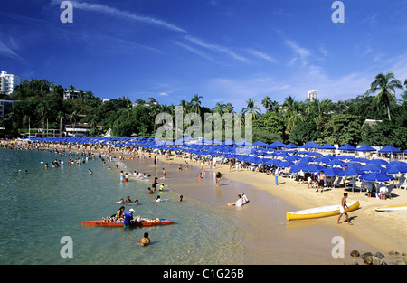 L'État de Guerrero, Mexique, Acapulco, la plage de la Caleta Banque D'Images
