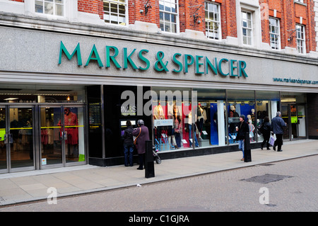 Magasin de vêtements Marks et Spencer, Sidney Street, Cambridge, England, UK Banque D'Images