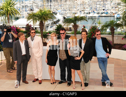 Brad Pitt, Diane Kruger, Quentin Tarantino et Mélanie Laurent 2009 Cannes International Film Festival - Jour 8 'Inglourious Banque D'Images