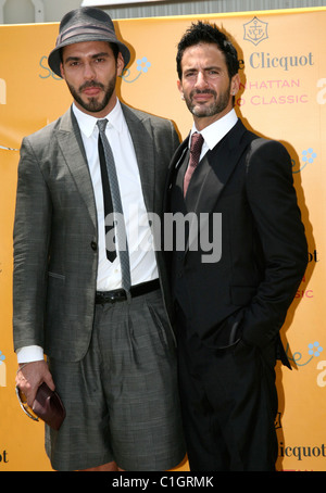 Lorenzo Martone et Marc Jacobs le 2e rapport annuel Veuve Clicquot Manhattan Polo Classic a tenu à Governors Island - Nouveaux arrivants Banque D'Images