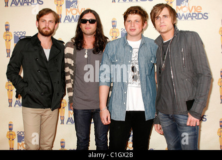 Kings Of Leon 2009 MTV Movie Awards tenue à l'Amphithéâtre Gibson Arrivées - Los Angeles, Californie - 31.05.09 .com Banque D'Images