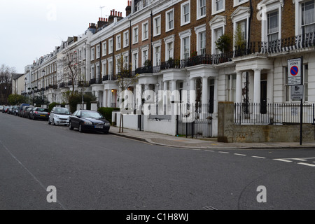 Maisons de briques traditionnelles dans la région de Notting Hill, Londres, Royaume-Uni Banque D'Images