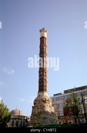 La colonne de Constantin (Sutunu Cemberlitas) à Istanbul en Turquie. Banque D'Images