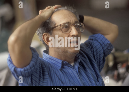 L'artiste américain Frank Stella, peintre et sculpteur, lors d'un entretien dans son studio à New York, le 29 octobre 1991. Banque D'Images