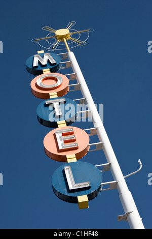 Vintage Motel Sign le long de l'historique Route 66 - Premiere Motel, Albuquerque, Nouveau Mexique Banque D'Images