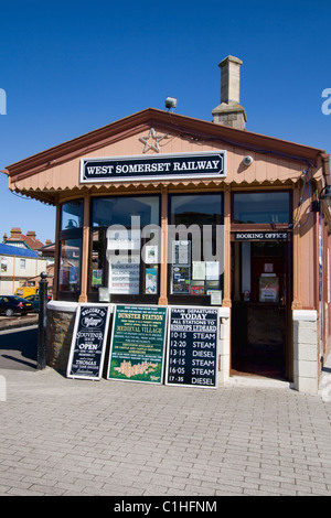 West Somerset Railway Booking Office à Minehead Station, Somerset, Angleterre, Royaume-Uni Banque D'Images