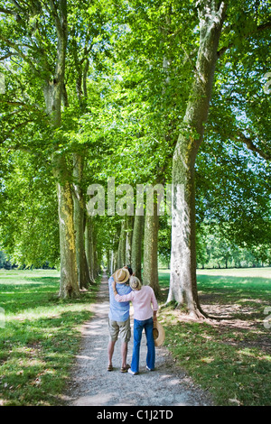 Couple Taking Pictures, France Banque D'Images