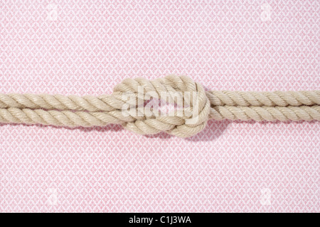Des cordes attachées au noeud Banque D'Images