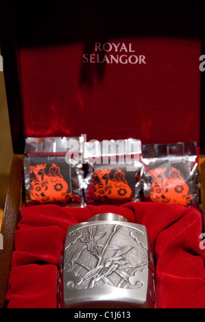 L'État de Selangor, Malaisie, Kuala Lumpur. Le Royal Selangor Pewter, musée, atelier & showroom. Banque D'Images