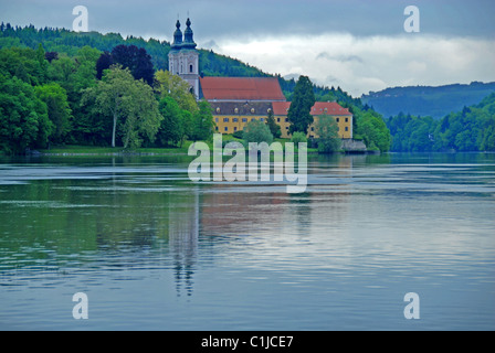 Château et monastère Vornbach sur la rivière Inn, Basse Bavière, Allemagne Banque D'Images