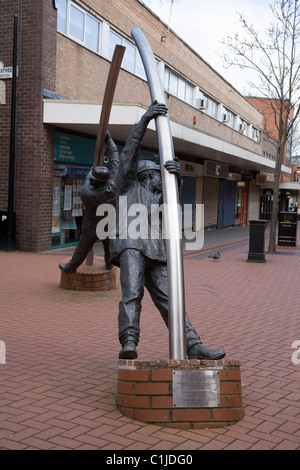 Wrexham North Wales l'Arc la sculpture de David Annand dévoilé en février 1996 Banque D'Images