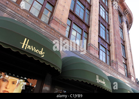 Portrait du magasin Harrods à Brompton Road, Londres, Angleterre. Banque D'Images