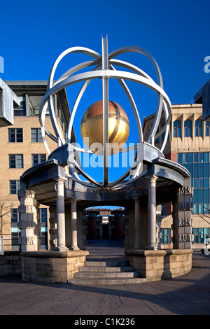 Swirle Pavilion Par Raf Fulcher (1998) Sur Le Quai, Avec Vue Sur Le 