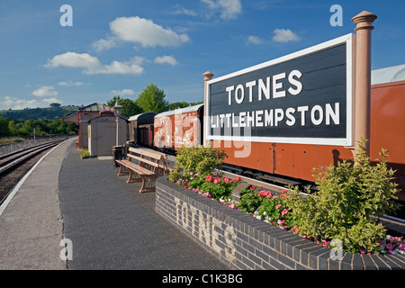 Gare de Totnes Littlehempston sur le South Devon Steam Railway, Devon, Angleterre, Royaume-Uni Banque D'Images