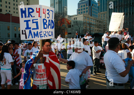 Environ 12 000 personnes mars et Rassemblement pour la réforme du droit de l'immigration. Banque D'Images