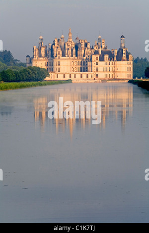 France Loir et Cher château de Chambord et 13 442,53 Un jeu national preserve plus grand château en Touraine construit en 1519 1547 Banque D'Images