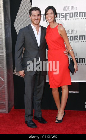 Dave Annable et Odette Yustman 2009 Los Angeles Film Festival - Premiere de 'Transformers : Revenge of the Fallen' tenue à Mann Banque D'Images