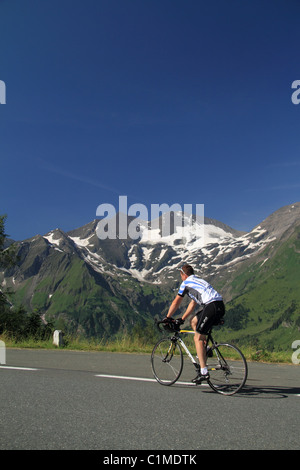 Le vélo haute route alpine du grossglockner Banque D'Images