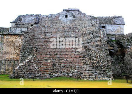 Temple de cerfs Chichen Itza ruines Maya au Mexique Yucatan Banque D'Images