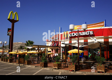 Maroc, région du Souss, côte Atlantique, Agadir, Mac Donald's Banque D'Images