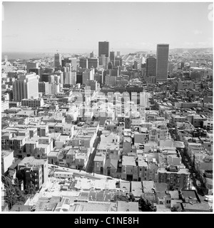 L'Amérique, années 1950. Photographie par J Allan l'argent comptant. Vue sur San Francisco de Telegraph Hill. Banque D'Images