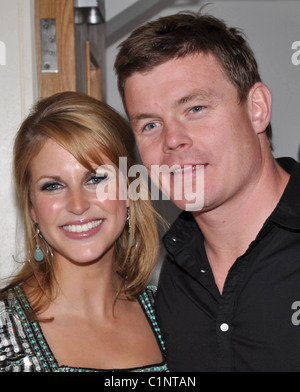 Brian O'Driscoll et Amy Huberman Amy Huberman lance son nouveau livre 'Bonjour' de chagrin au Sycamore Club Dublin, Irlande - Banque D'Images