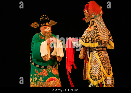 Chine Beijing Beijing Opera Chung Yuan Huang est effectué dans le théâtre de Chang'an Li Chen Su (femelle) et Yu Kuizhi (mâle) sont Banque D'Images