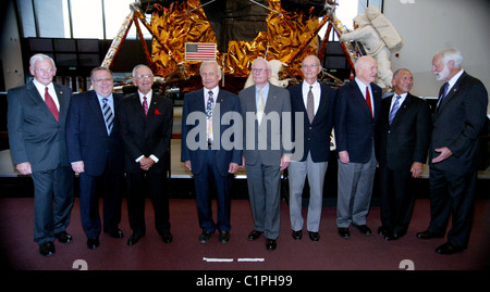 Promoteur, promoteur, promoteur, Buzz Aldrin, Neil Armstrong, Mike Collins, John Glenn, l'administrateur de la Nasa Charles Bolden et Banque D'Images