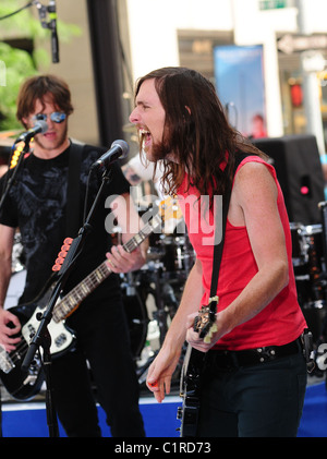 Mike Kennerty Sniper en concert au Rockefeller Center New York City, USA - 17.07.09 Banque D'Images