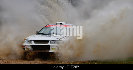 L'eau d'un splash sur Rallye Sunseeker 2011. Banque D'Images