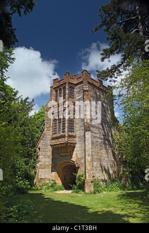 Le porche de l'Abbé - les seuls vestiges d'une abbaye bénédictine du 10ème siècle de Cerne Abbas dans, Dorset, England, UK Banque D'Images