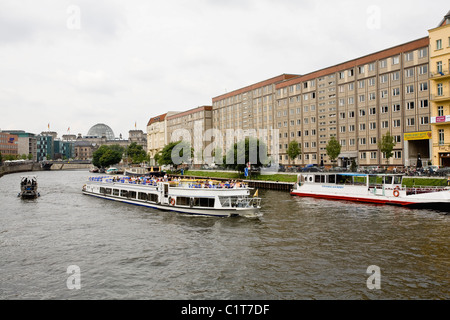 Allemagne, Berlin, excursion en bateau sur la rivière Spree Banque D'Images