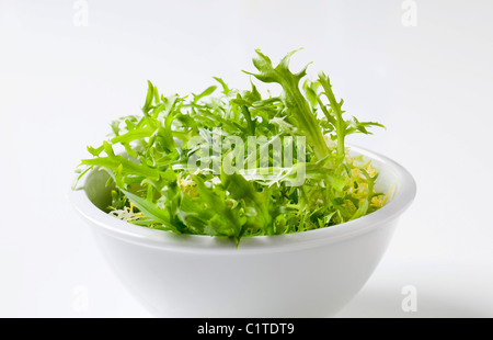 Bol de salade fraîche verts - libre Banque D'Images