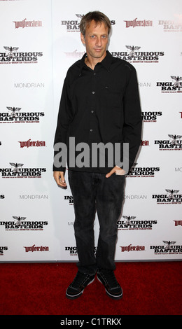 Tony Hawk Los Angeles Premiere de Inglourious Basterds Premiere tenue au Théâtre chinois de Grauman - Arrivées Hollywood, Banque D'Images