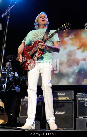 David Justin Hayward de The Moody Blues en concert à l'Amphithéâtre Molson, Toronto, Canada - Obligatoire 12.08.09 Banque D'Images