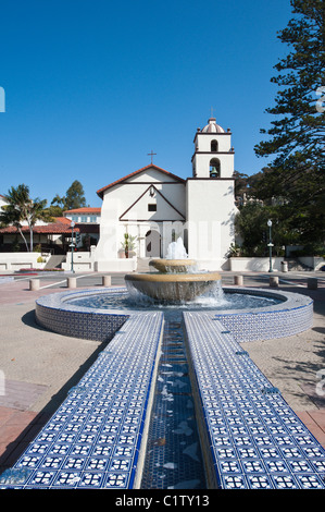 Ventura, Californie.Fontaine de l'ancienne Mission San Buenaventura. Banque D'Images