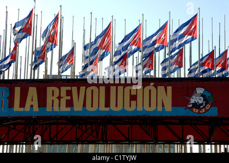 Les drapeaux de la révolution cubaine qui célèbre la Havane Cuba Banque D'Images