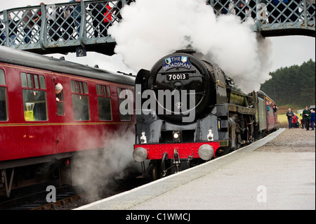 Oliver Cromwell arrive à destination de la station Weybourne Holt dans le Norfolk. Banque D'Images