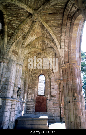 Abbaye de Dryburgh, tombe de Sir Walter Scott, la région des Borders, Écosse abbayes médiévales l'architecture gothique tombes UK Banque D'Images