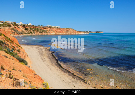 La côte méditerranéenne à Dehesa de Campoamor, Orihuela, province d'Alicante, Espagne. Banque D'Images