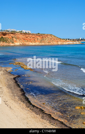 La côte méditerranéenne à Dehesa de Campoamor, Orihuela, province d'Alicante, Espagne. Banque D'Images